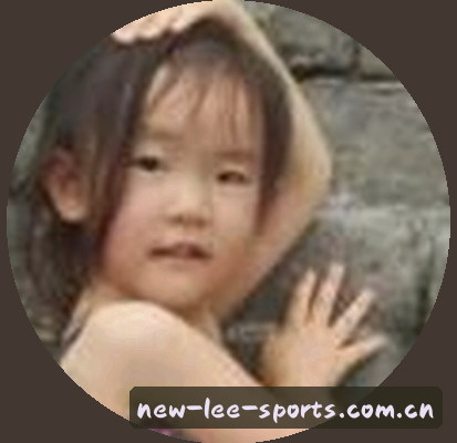 李佳